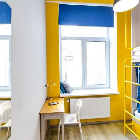 Stories Hub Hostel * Leopoli