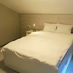 Stories Hub Hostel Hostel *