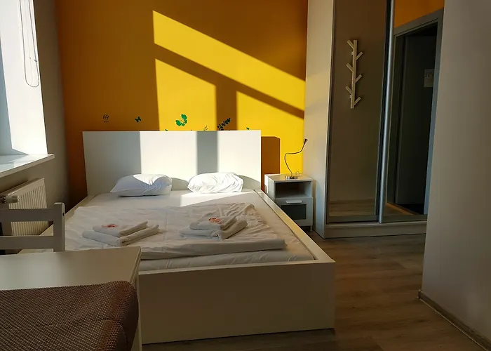 Stories Hub Hostel * Львів