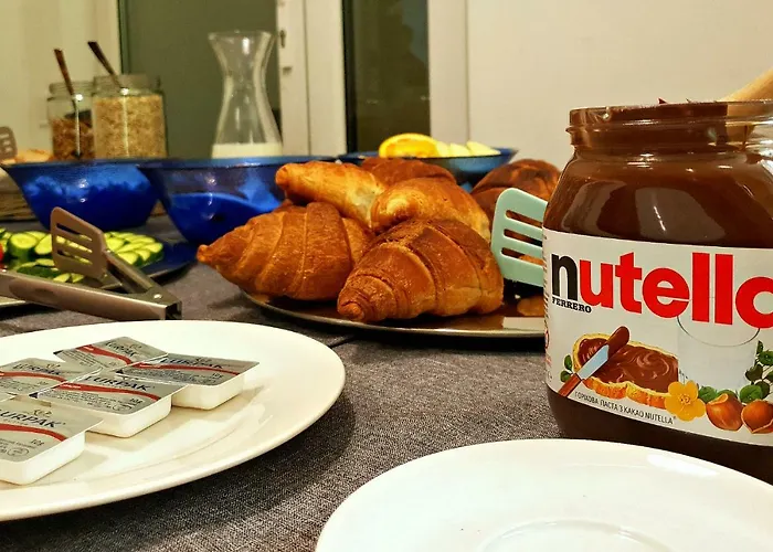 Stories Hub Hostel *