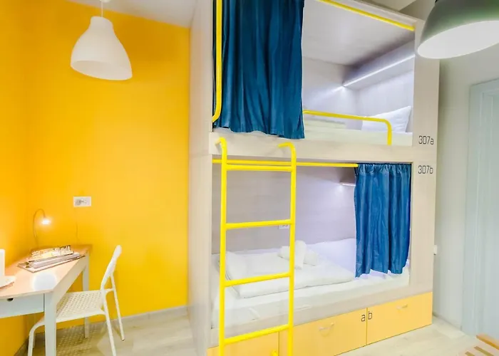 Stories Hub Hostel *