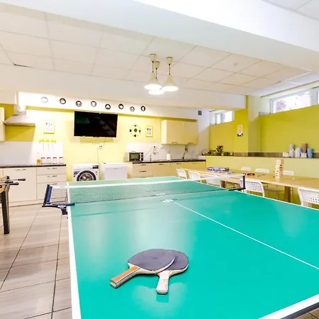 Stories Hub Hostel Λβιβ