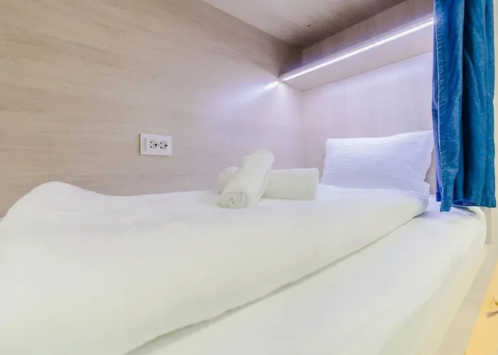 Albergue Stories Hub Hostel